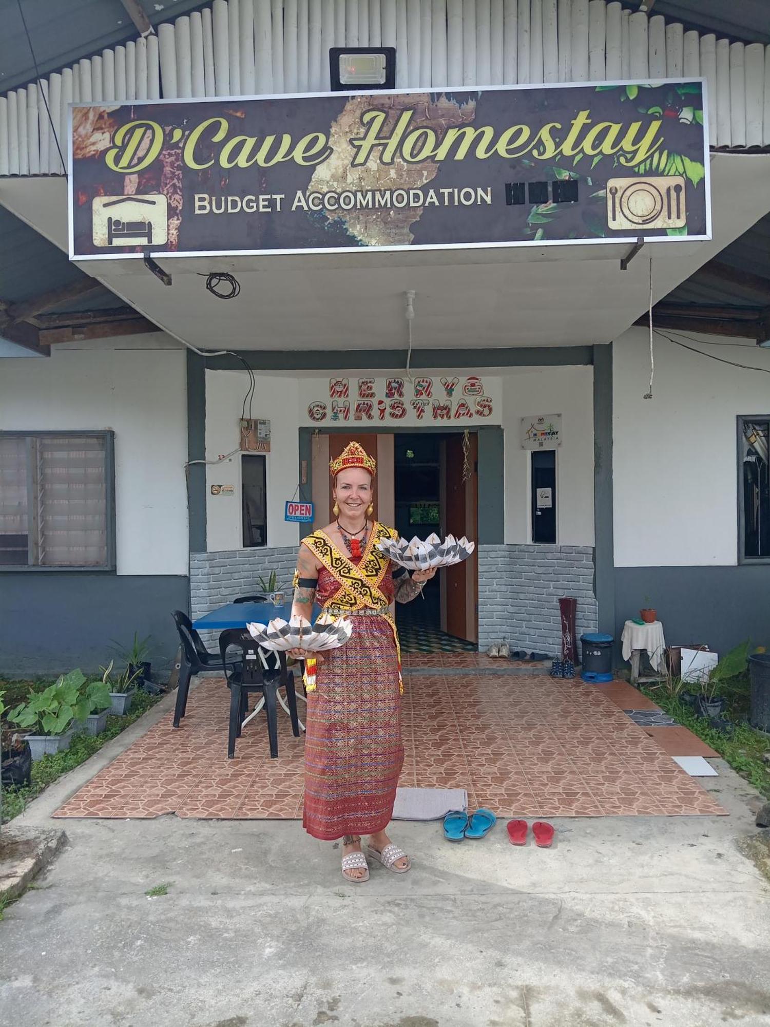 Mulu D Cave Homestay エクステリア 写真