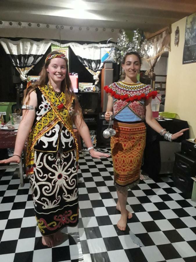 Mulu D Cave Homestay エクステリア 写真